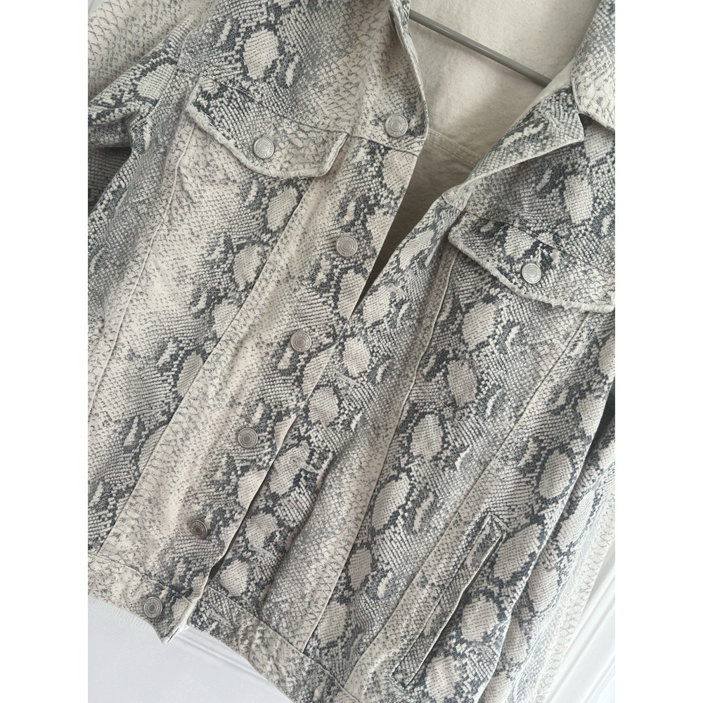 Free People Snake Print Denim Trucker Jacket Womens Size S Coquette Y2K Edgy Alt - Picture 4 of 11